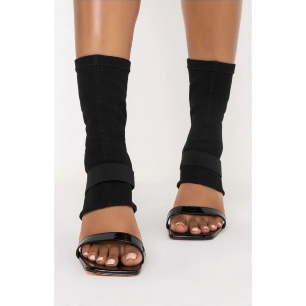 AZALEA WANG - Chunky Heel Sandals Bootie Black - Picture 7 of 16